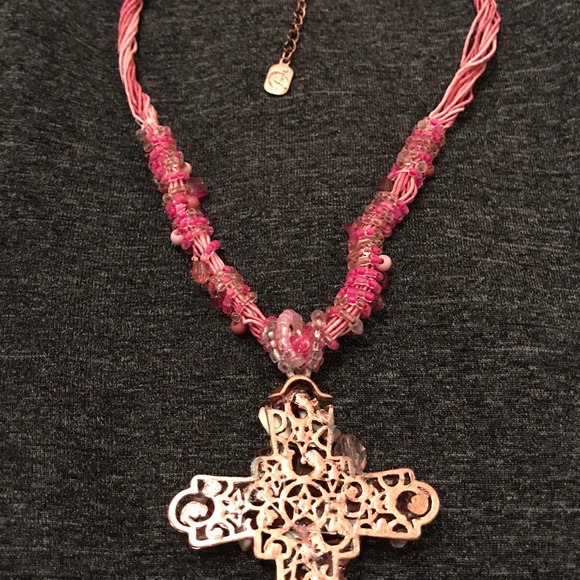 Cross necklace - Picture 4 of 6